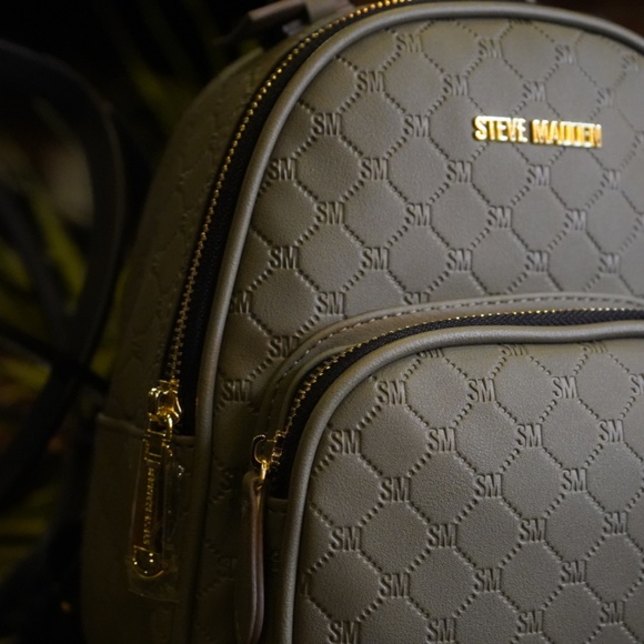 Steve Madden Backpack Purse - Picture 3 of 6